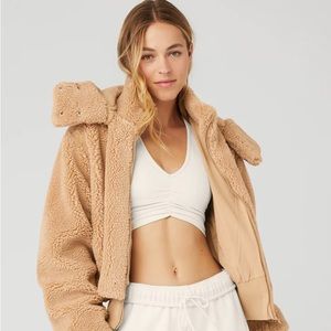Al Yoga Foxy Sherpa Jacket - super warm!